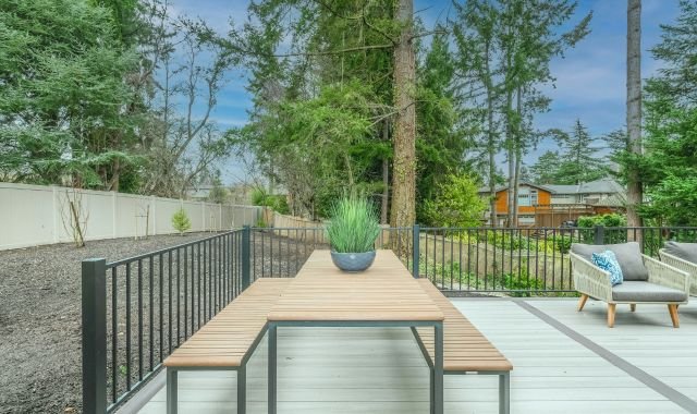 Professional Deck Construction in West Linn
